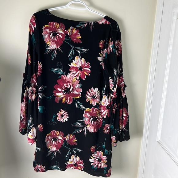 I.State Floral Mini Bell Sleeves Dress With Pockets Size Medium - Picture 5 of 10